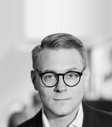 Dr Nikolas Westphal